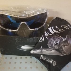 Oakley Batwolf
